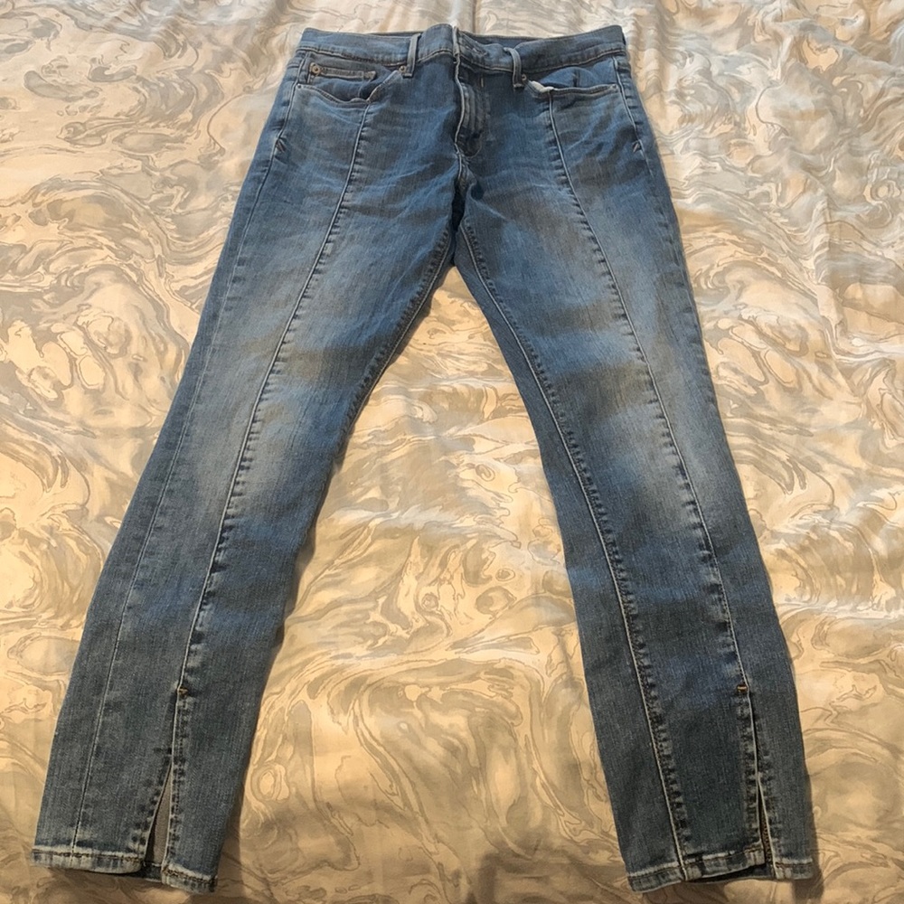 Express Jeans- Front Detail